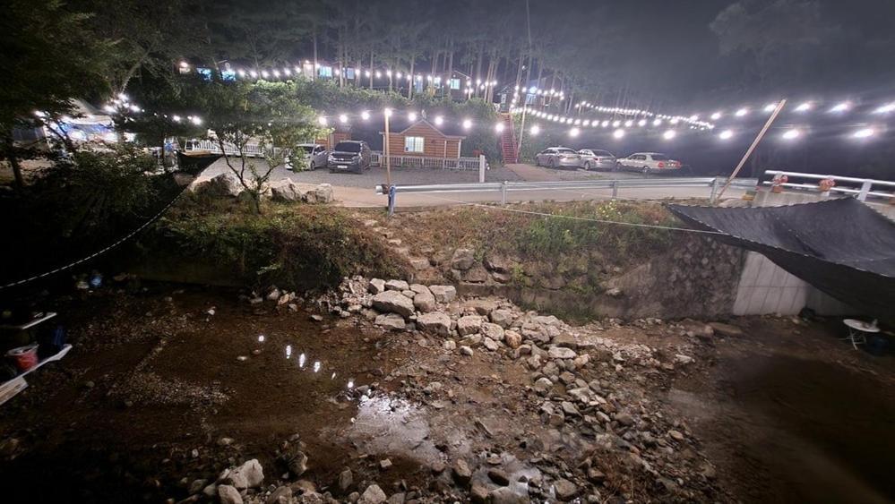 Hongcheon Gongjaksan Recreational Forest Pension Exterior foto